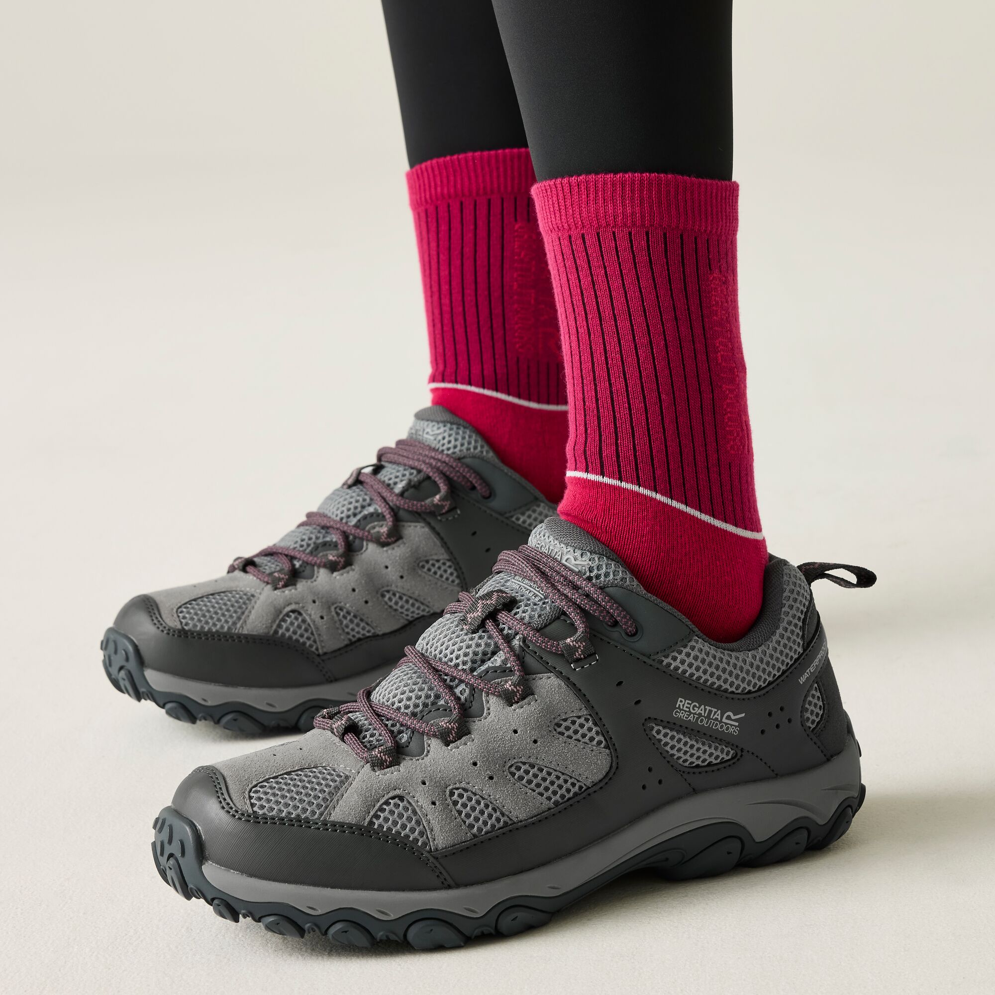 Women`s Edgepoint IV Low Walking Shoes