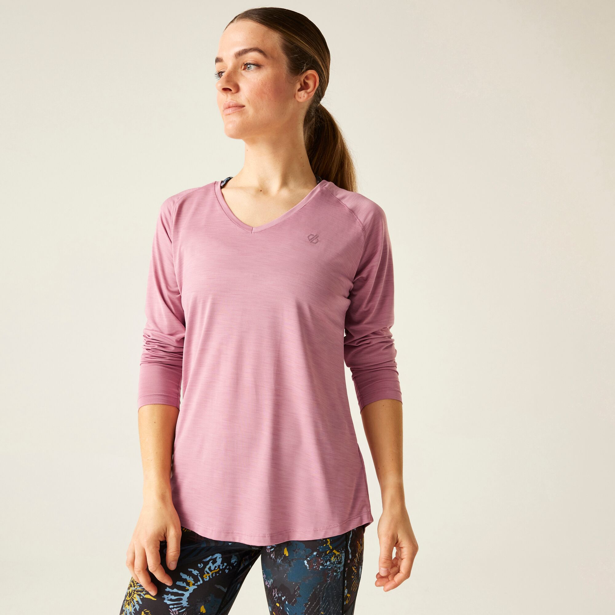 Женская майка Dare 2b Discern Lightweight T-Shirt Женская майка Dare 2b Discern Lightweight T-Shirt