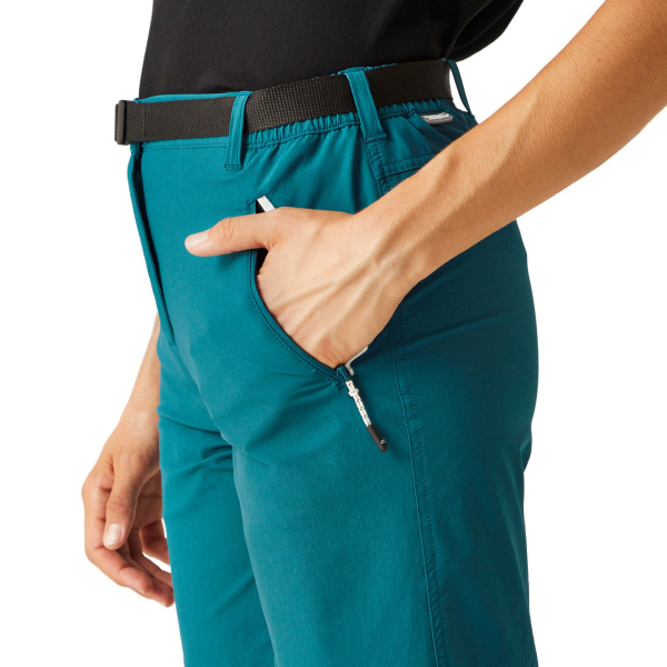 Women`s Xert III Stretch Walking Shorts, 4VK, 10