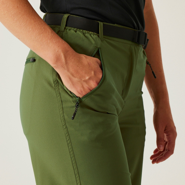 Women`s Xert Stretch Bermuda Light Shorts, 1W3, 36